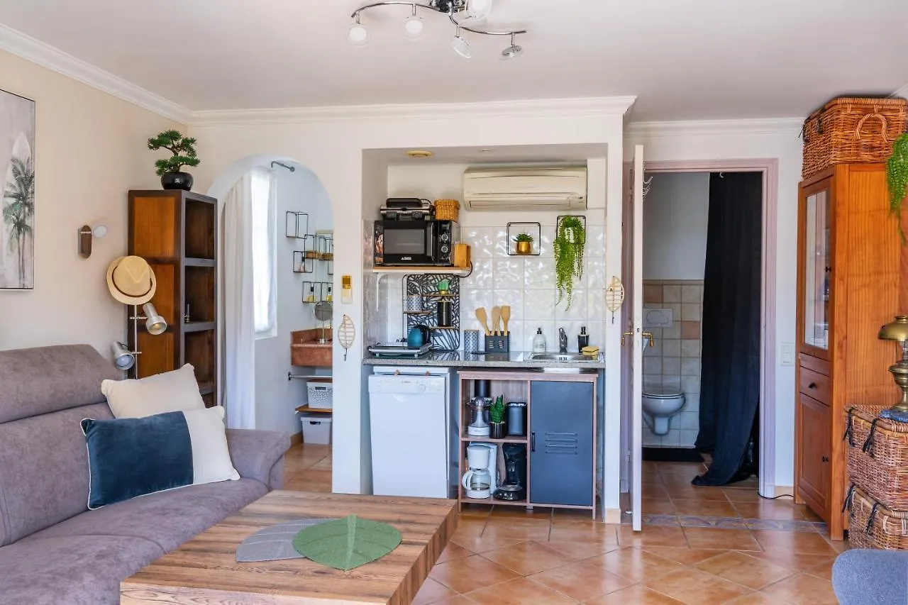 Appartamento L'Instant Mer - Bord De Mer - Studio Avec Grand Jardin A La Capte Hyères
