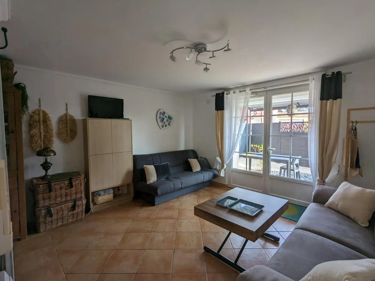 Appartamento L'Instant Mer - Bord De Mer - Studio Avec Grand Jardin A La Capte Hyères