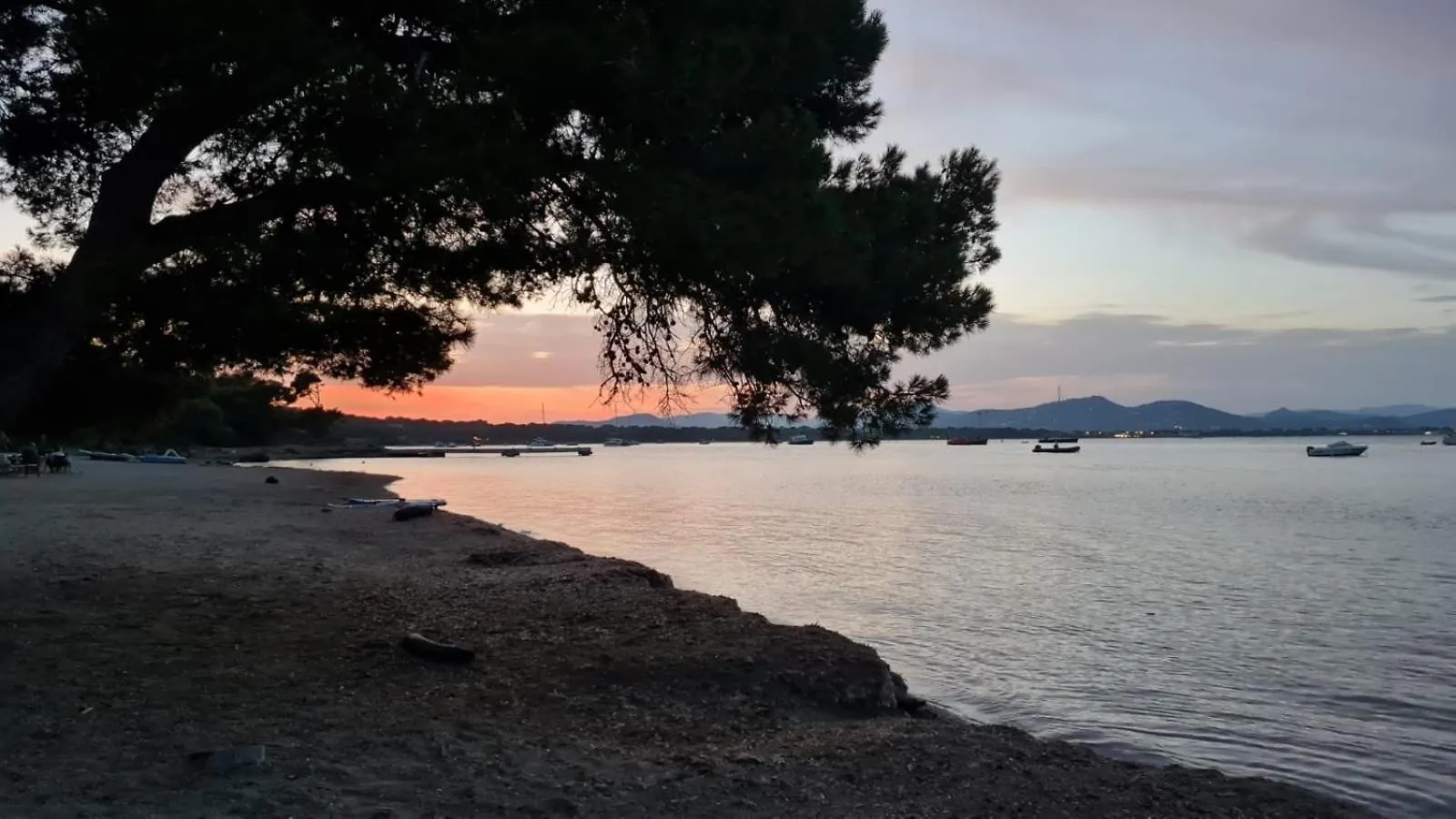 L'Instant Mer - Bord De Mer - Studio Avec Grand Jardin A La Capte Hyères Appartamento